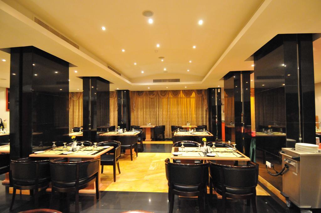 Safeer Continental Ekono By Leva 3* Muscat
